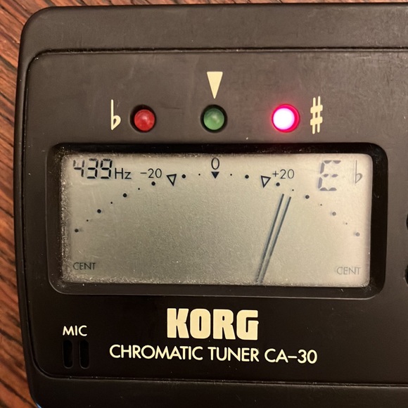 Korg Chromatic Tuner CA-30 - Picture 3 of 7